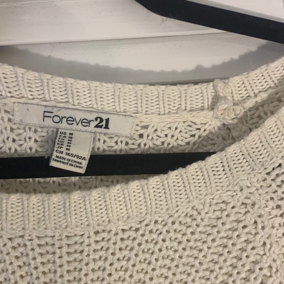 🤍 white knit sweater 🤍 - Picture 2 of 6